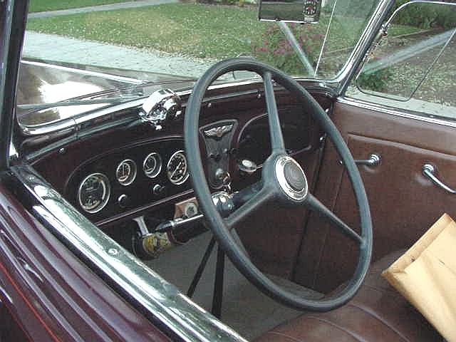 1932 Pontiac interior adjusted