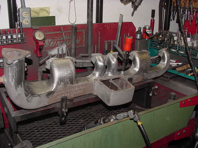 Pierce Arrow manifold